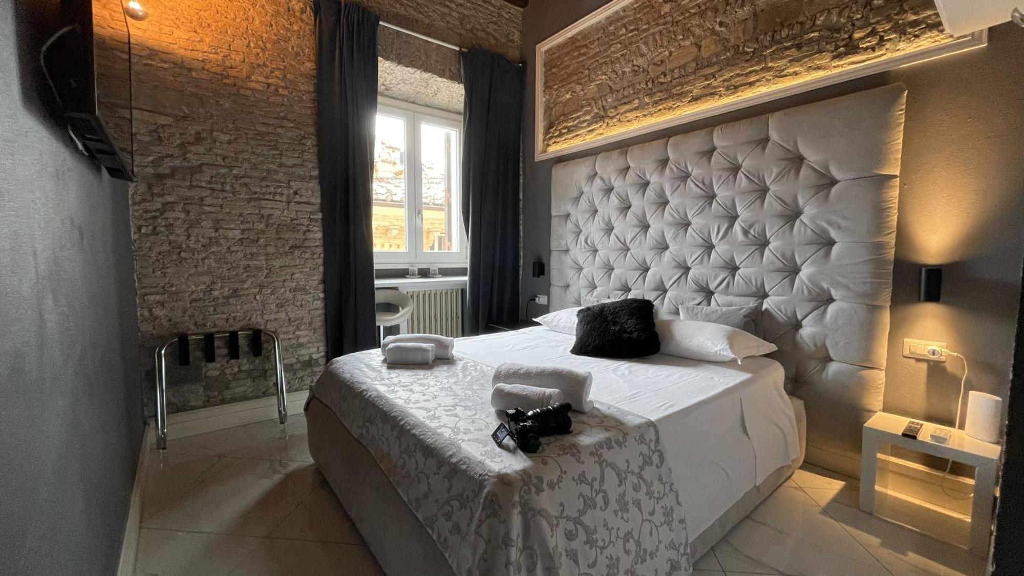 Rhome Luxury